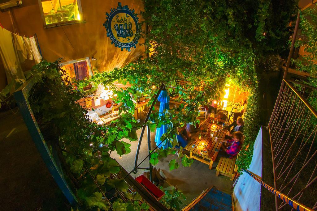Hostel Mali Mrak Zagreb Buitenkant foto